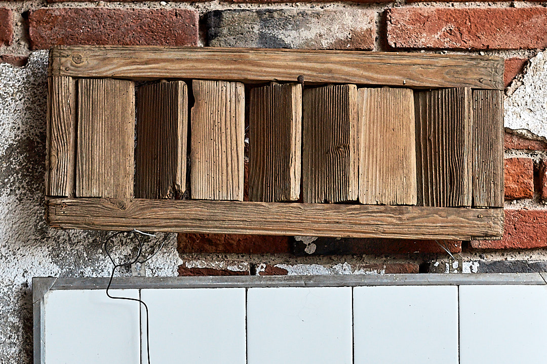 Finestrella legno